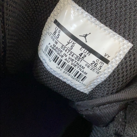 Air Jordan 1 - Picture 4 of 6